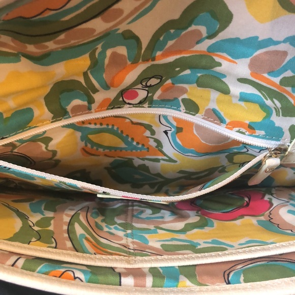 ♠️ Kate Spade Green Clutch ♠️ - Picture 7 of 10